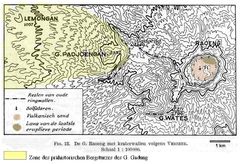 Raung Krater Mit Bergsturz